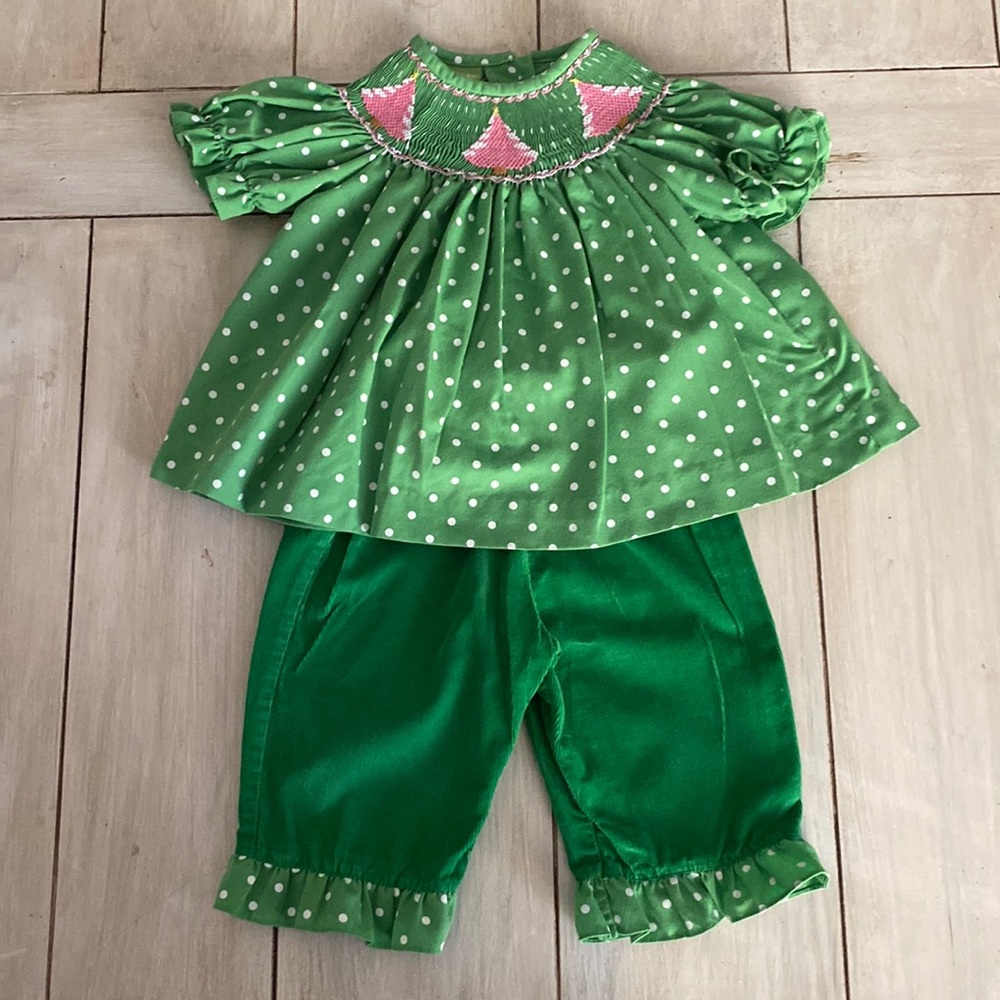 Classic Whimsy Green Pink Smocked Christmas Trees 2 Piece Set 12 Months